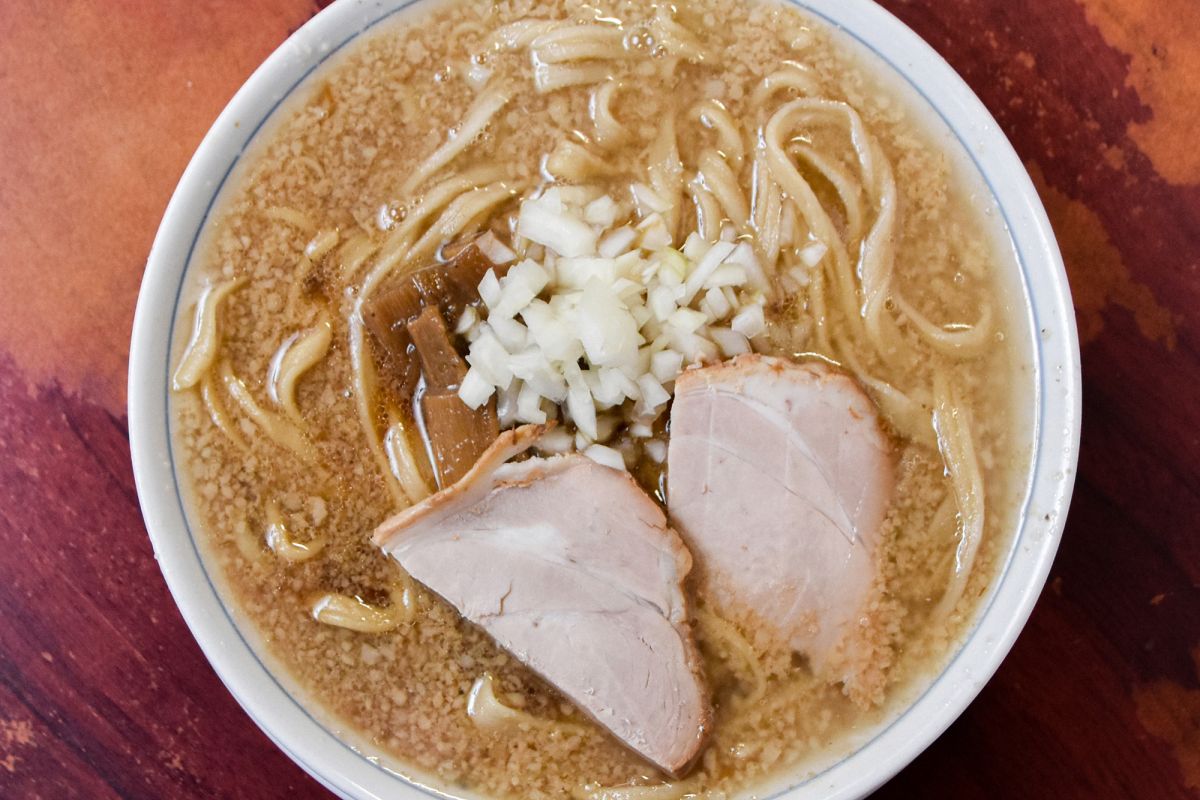 新潟５大ラーメン」を食す！【②燕背脂ラーメン 編】／燕市｜新潟県観光協会公式ブログ たびきち｜【公式】新潟県のおすすめ観光・旅行情報！にいがた観光ナビ