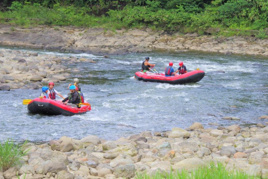 大興奮の夏の思い出を！気軽に体験できる本格アクティビティ「IRC五十嵐川ラフティング」へGO！／三条市