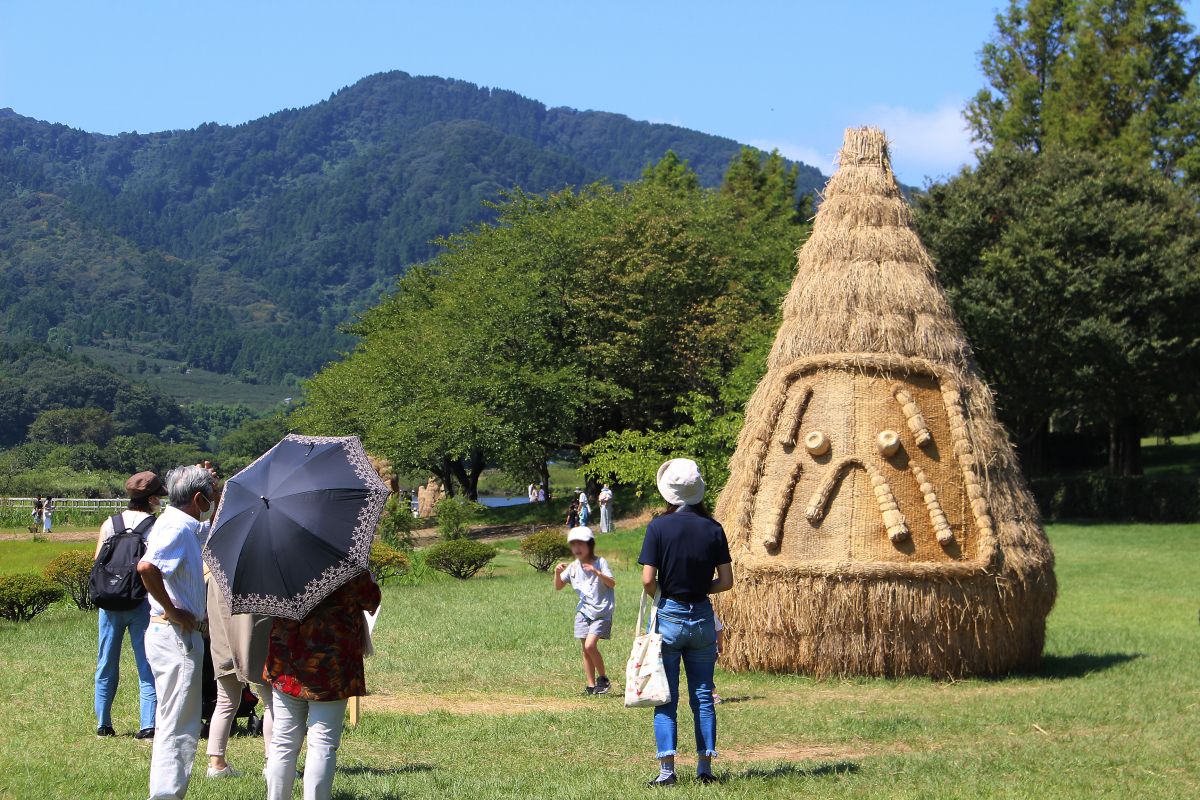 コロナ禍に負けず2年ぶりに復活した「わらアートまつり」／新潟市