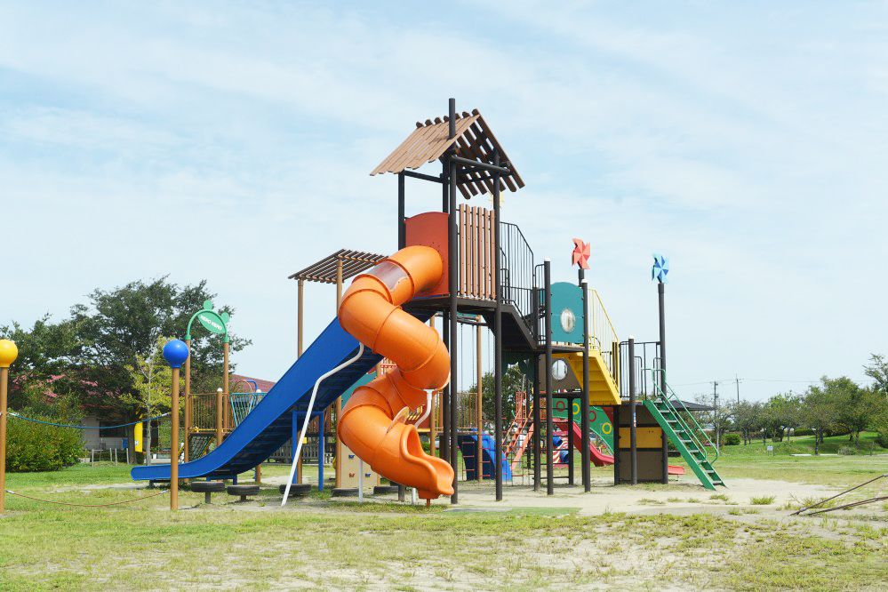 燕市で子供と遊べる公園おすすめ3選！ゴーカートが楽しめて駐車場も充実／燕市
