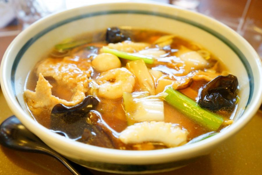 新潟のローカルラーメン「さんぽう亭」の1号店燕店に行って五目うま煮めんを食べてみた！／燕市・新潟市