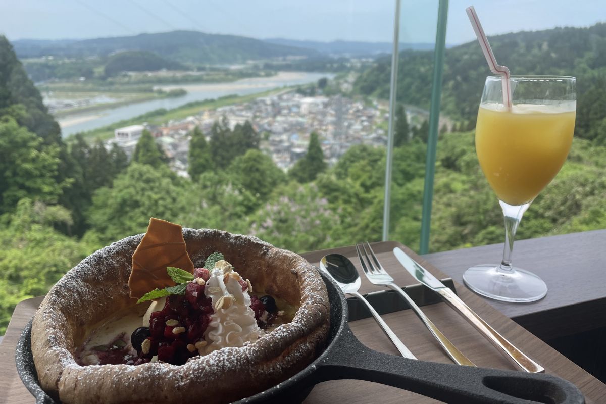 カフェ好き女子必見！絶景スポットで楽しむドイツ風パンケーキ／長岡市