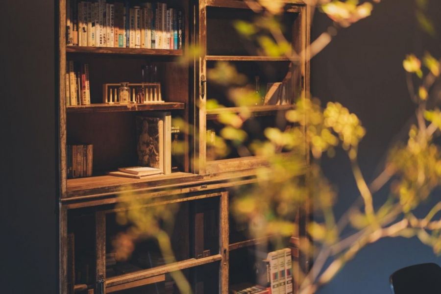 内面に潜り、自分自身と向き合う時間を。読書ができる書店と喫茶「Rural Reading」／長岡市