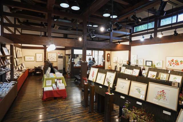 外山康雄 野の花館