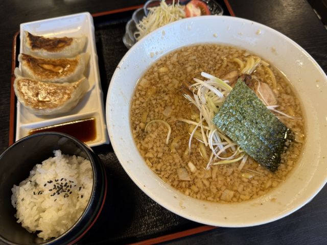 どさん娘吉田店