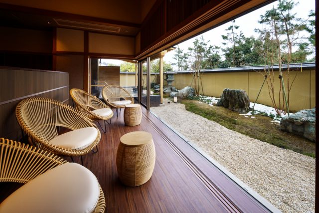 白玉の湯 華鳳「別邸 越の里」