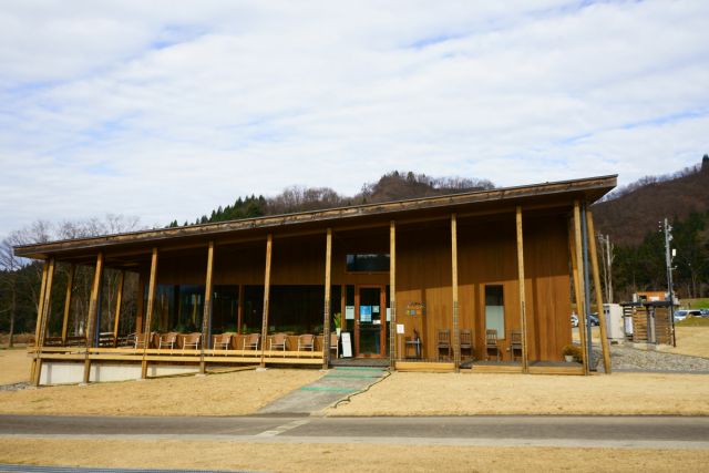 八海山みんなの社員食堂