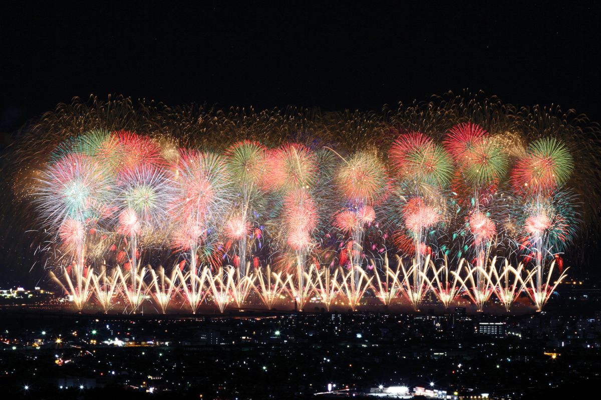 長岡花火8月2日（水）B会場左岸マス席（1マス6人分）長岡花火大会