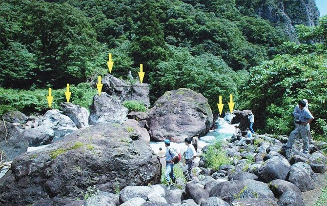 宝石「ヒスイ」拾いに行ってみた。／糸魚川市｜新潟県観光協会公式ブログ たびきち｜【公式】新潟県のおすすめ観光・旅行情報！にいがた観光ナビ