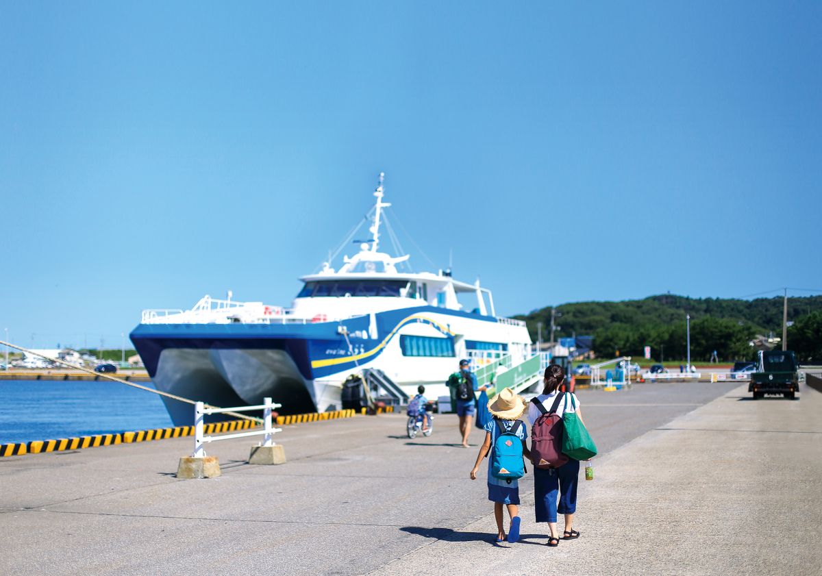 海に囲まれた小さな島には、人と自然が織りなす魅力があふれていた/粟島浦村