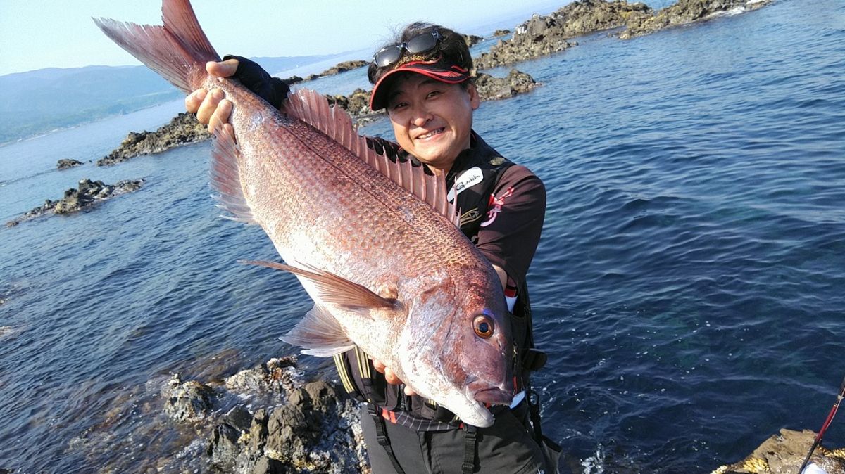 フィッシングパラダイス 佐渡島 磯釣りに挑戦 佐渡市 新潟県観光協会公式ブログ たびきち 公式 新潟県のおすすめ観光 旅行情報 にいがた観光ナビ