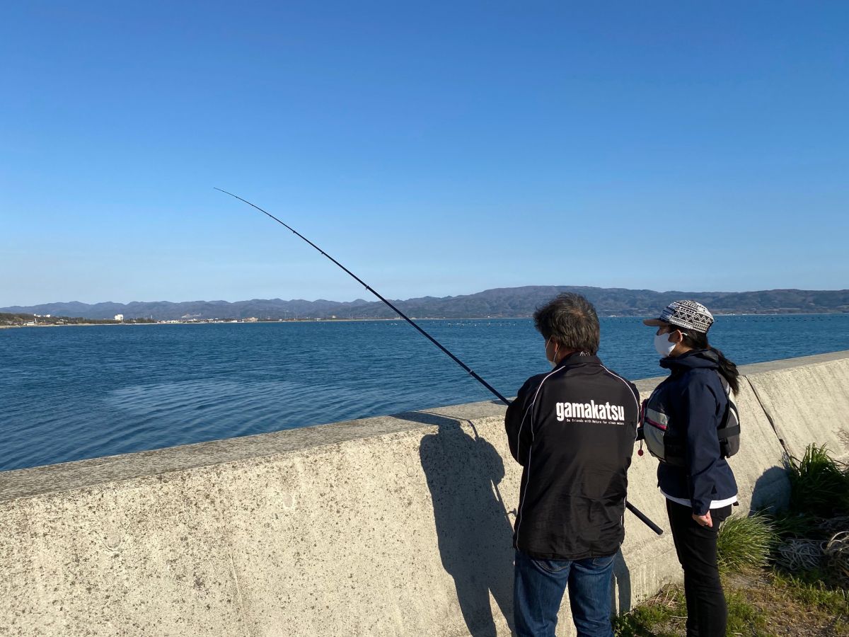 フィッシングパラダイス 佐渡島 磯釣りに挑戦 佐渡市 新潟県観光協会公式ブログ たびきち 公式 新潟県のおすすめ観光 旅行情報 にいがた観光ナビ