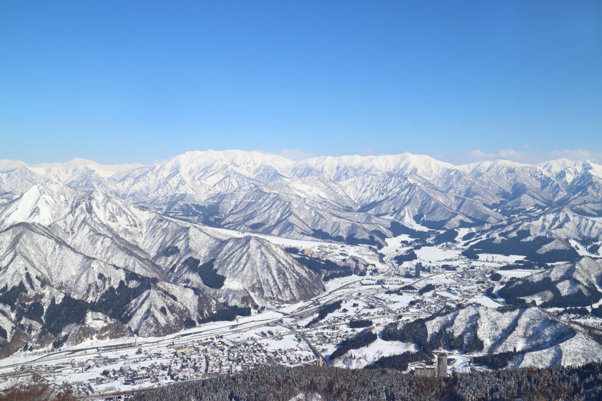 国境のトンネル」開通90周年。川端康成の小説『雪国』の舞台を巡る