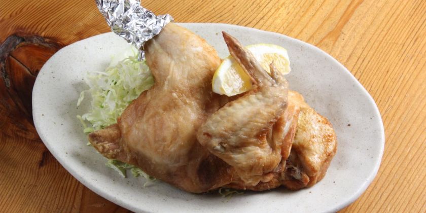 皮まで愛して 新潟のご当地グルメ 半身揚げ 旅の特集 公式 新潟県のおすすめ観光 旅行情報 にいがた観光ナビ