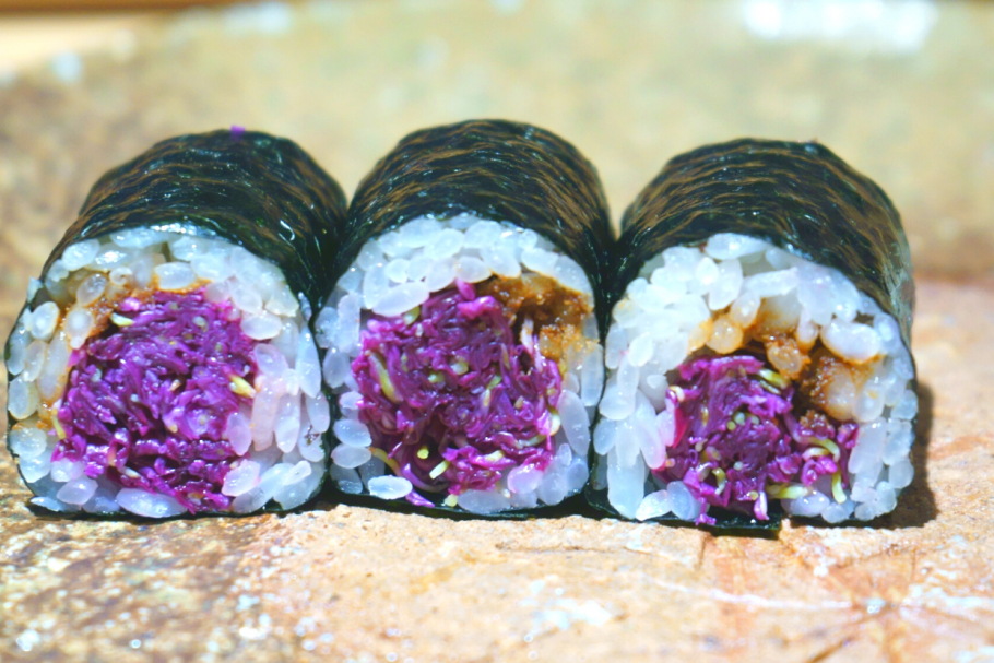 かきのもと　新潟の食用菊　巻き寿司