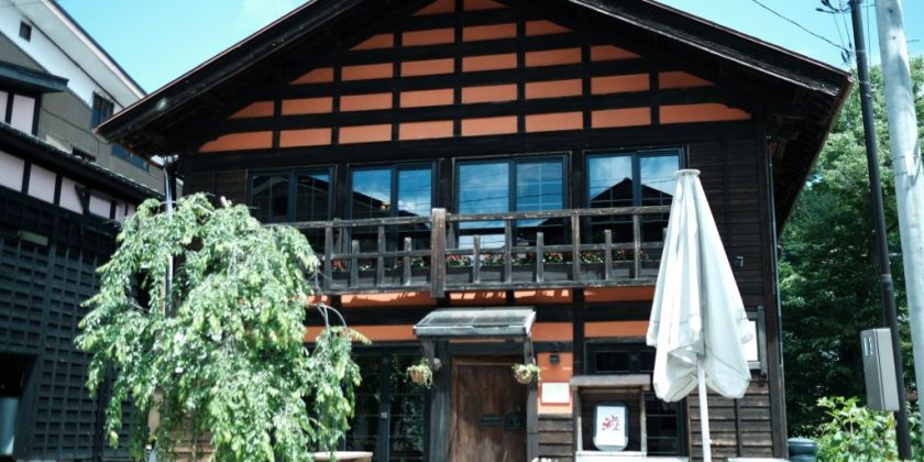 カフェ好きには堪らない 雪国文化が息づく 古民家カフェ の魅力 旅の特集 公式 新潟県のおすすめ観光 旅行情報 にいがた観光ナビ