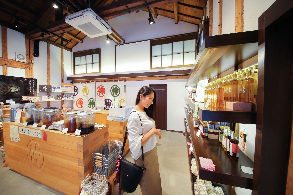 古町糀製造所 蔵座敷店
