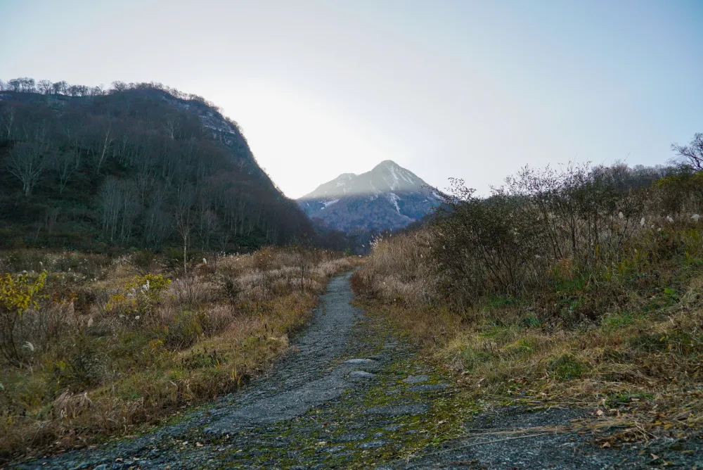 燕温泉 黄金の湯