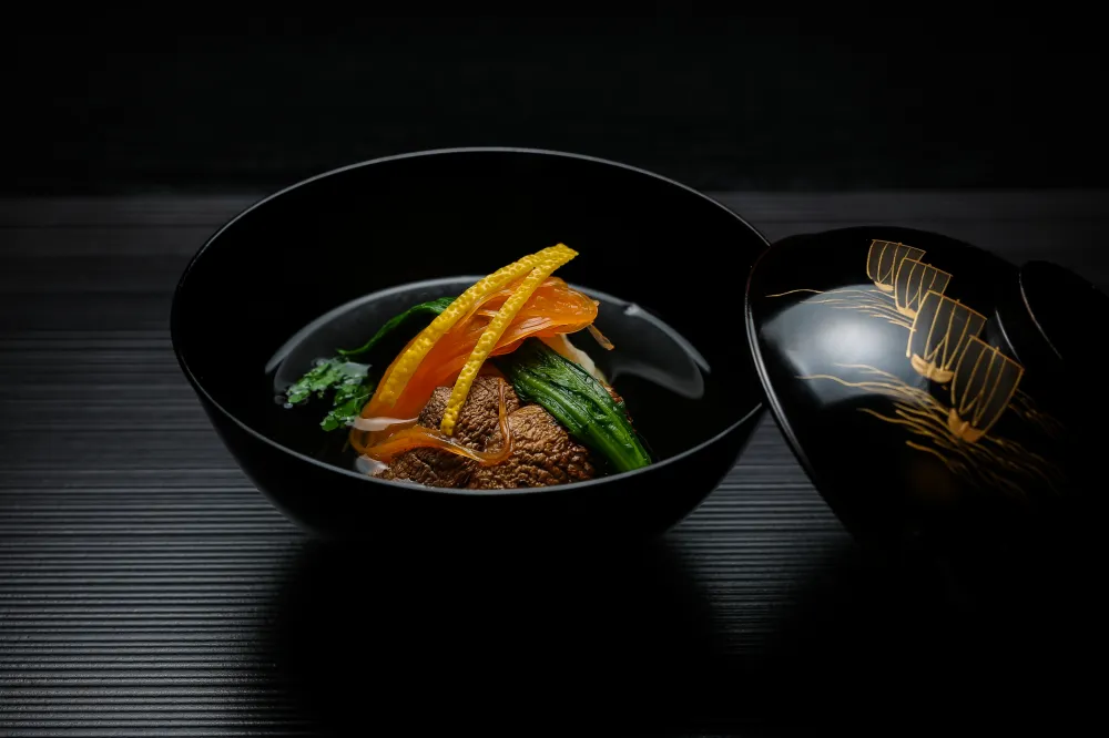 割烹 渡辺