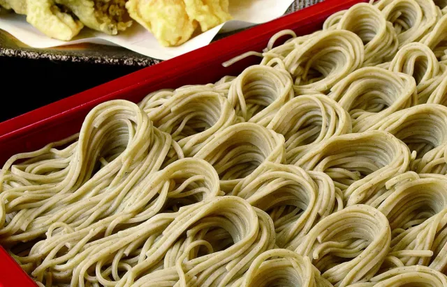 強いコシとなめらかなのどごし！新そばまつりで秋を味わう！