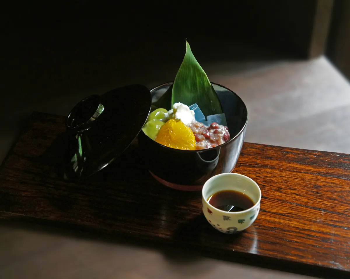 発酵あんこの白玉あんみつ