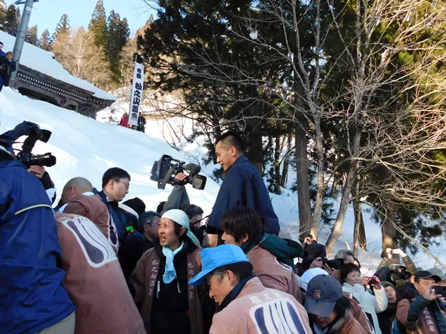 越後の奇祭・むこ投げすみ塗に参加してみた/十日町市