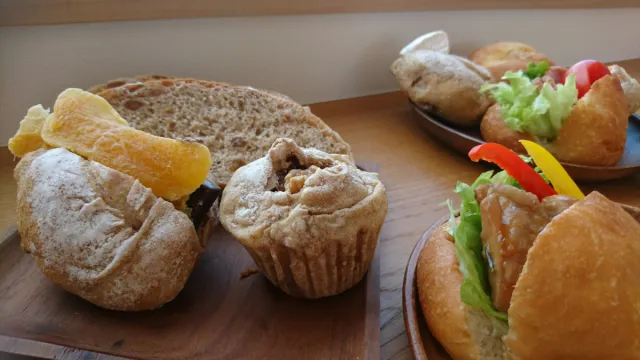 インスタ映えだけじゃない!手作りパンの「パンといす」/柏崎市