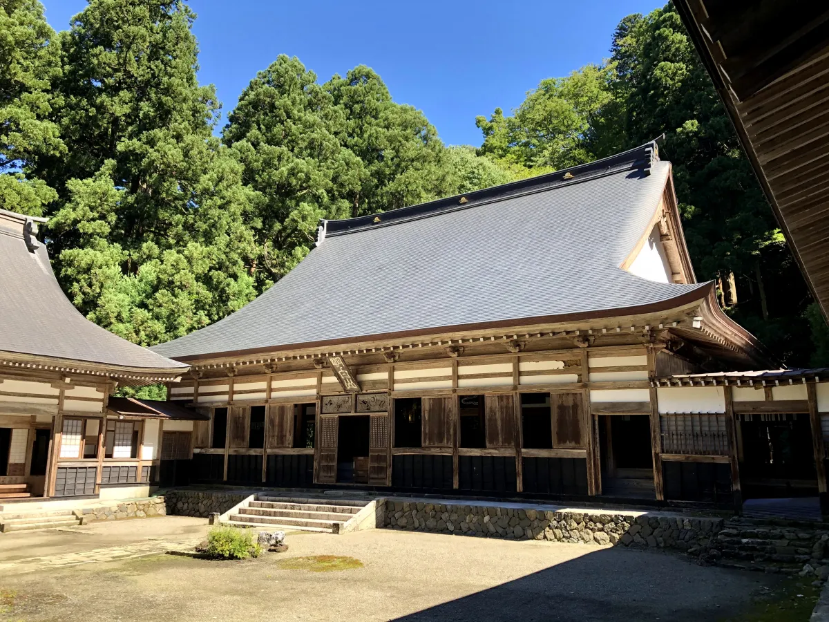 心と体を調えよう。お寺でマインドフルネス体験！／五泉市