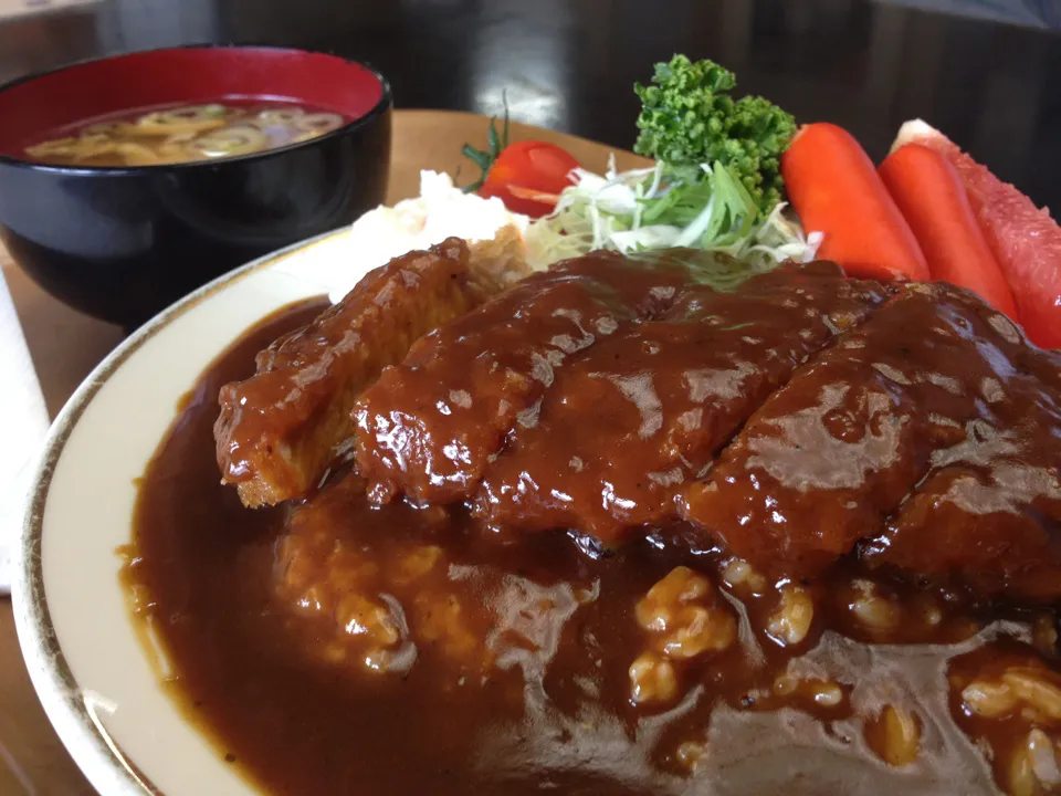 盛り良すぎ！！喜味屋食堂の洋風かつ丼をいただきました！／長岡市