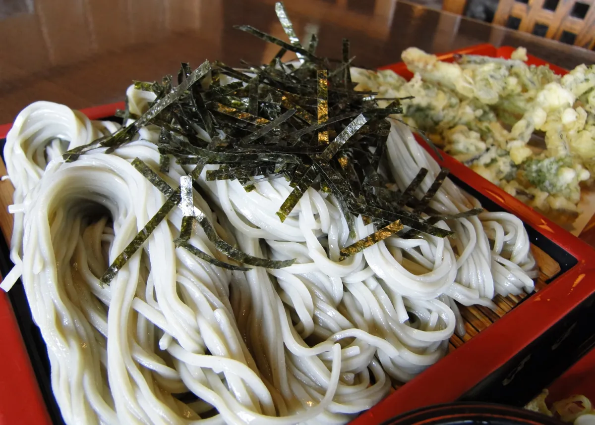 山菜うまっ！田畑屋でへぎそば＆山菜てんぷらをいただきました！！／南魚沼市