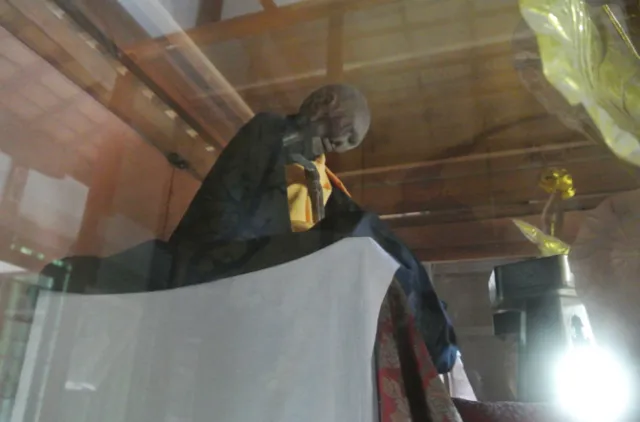 壮絶...！「西生寺」で即身仏を見てきた。／長岡市