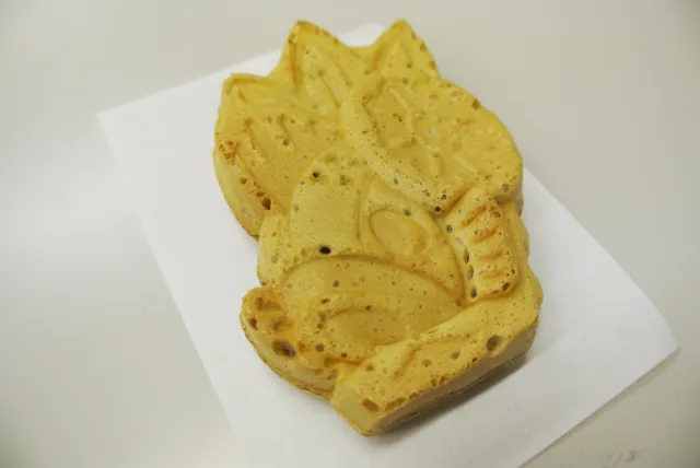 大判焼くまくらで「金魚台輪焼」を食べてみた／新発田市