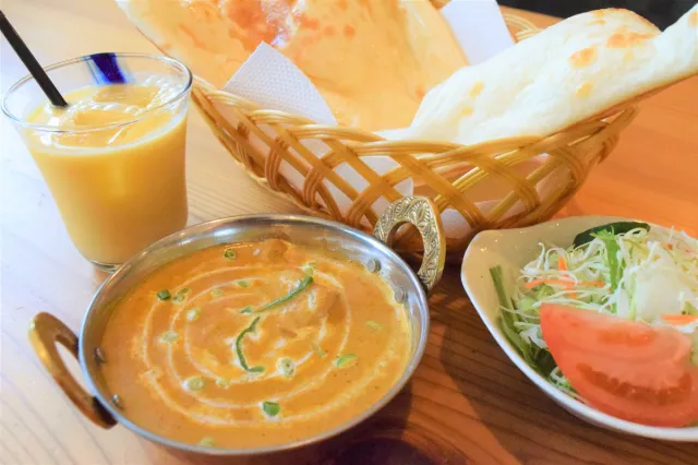スパイスたっぷり!本格インドカレーが気軽に味わえるお店「インド&ネパール料理ISHA イサ」/胎内市