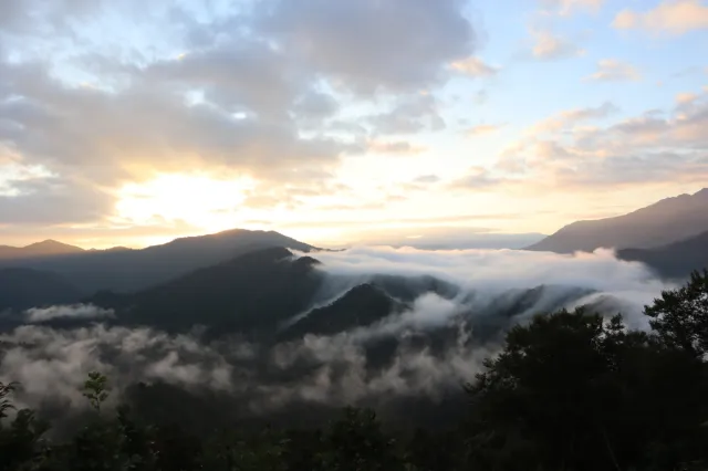 一生に一度は見たい新潟の絶景!枝折峠「滝雲」を120%楽しむために知っておきたい5つのこと/魚沼市