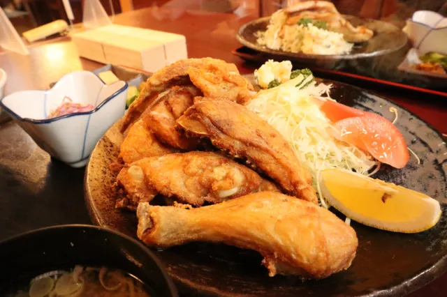 50年愛され続ける王道の半身揚げ「味の店 若とり」/新潟市