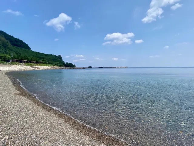 【夏の佐渡で遊ぼう！昼編】注目の"前浜エリア"でシーカヤック＆グランピング 北沢浮遊選鉱場にはカフェ「北沢Terrace」がオープン！／佐渡市