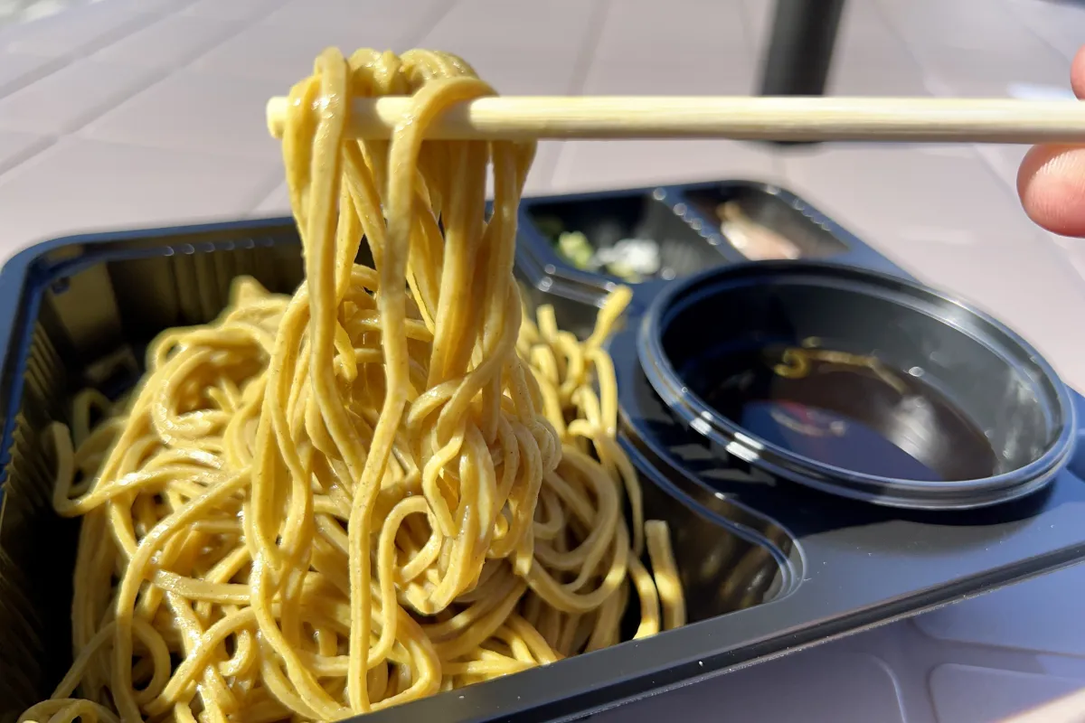 幸せの黄色いお蕎麦／新発田市