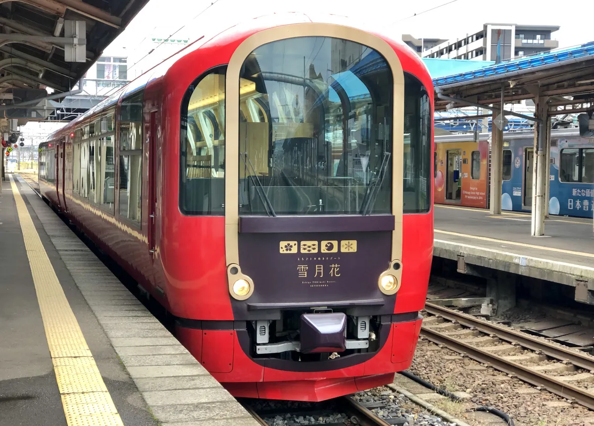 えちごトキめきリゾート「雪月花」に乗って、食と絶景を楽しむ贅沢な鉄道旅／上越市・糸魚川市・妙高市
