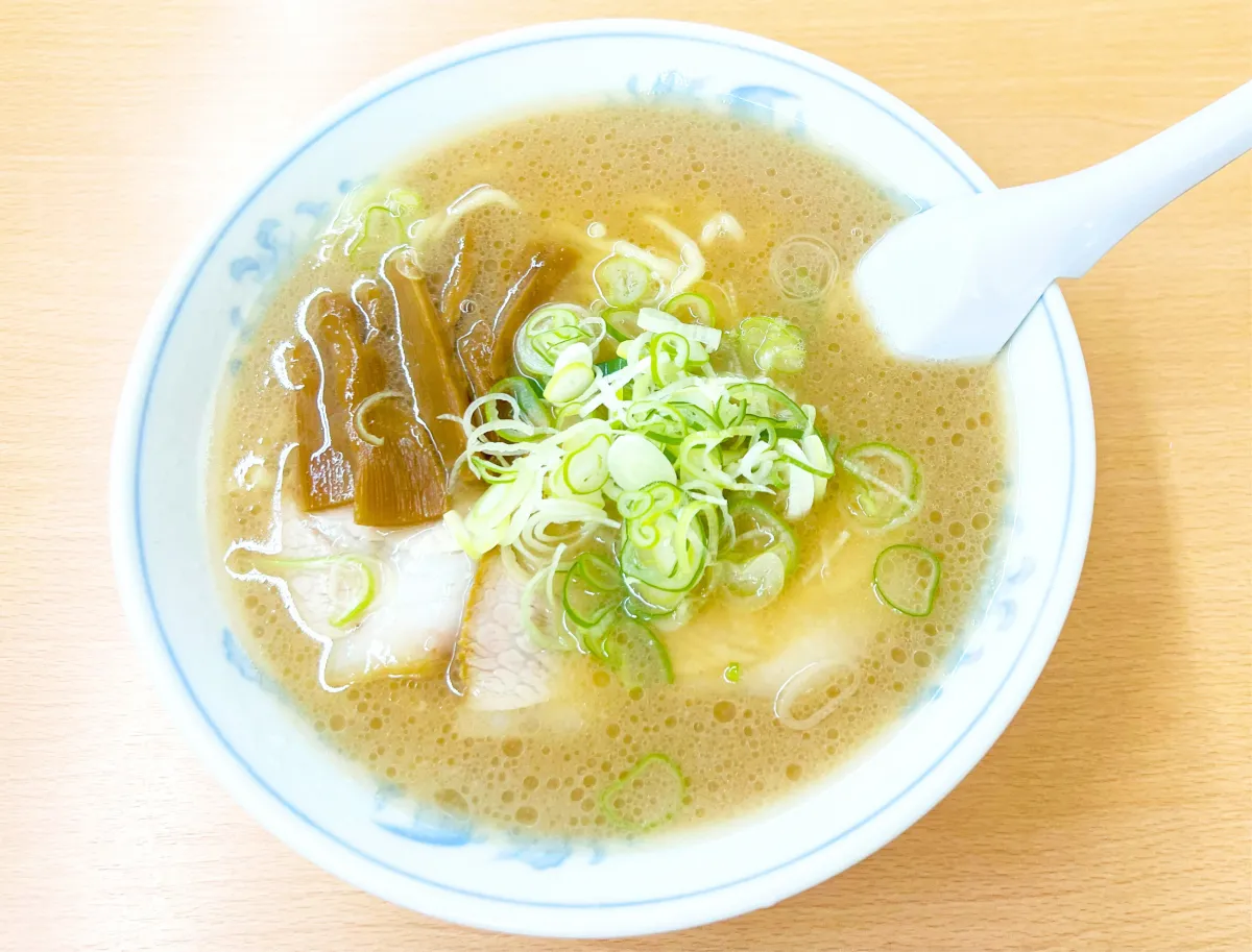 【これからは新潟６大ラーメンの時代か!?】こってり？まろやか？上越妙高とんこつラーメンを食す！①　オーモリラーメン新井店／妙高市