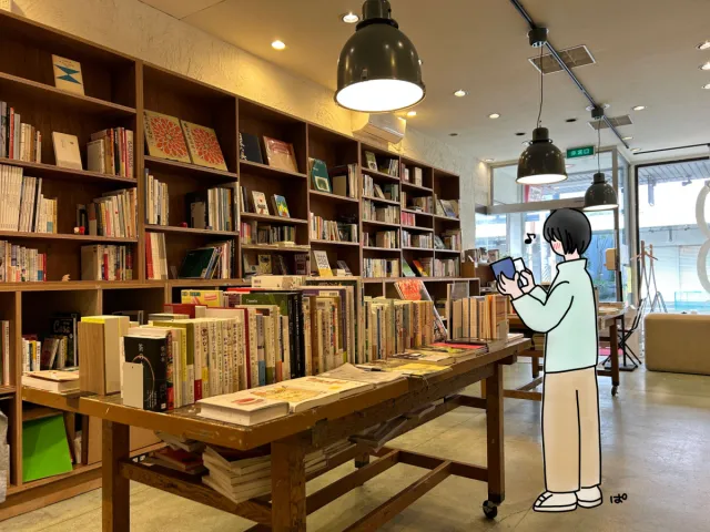 新しい書店のカタチ。新書に古書、本屋のハシゴが楽しめる商店街へ。そして一箱古本市へ/三条市