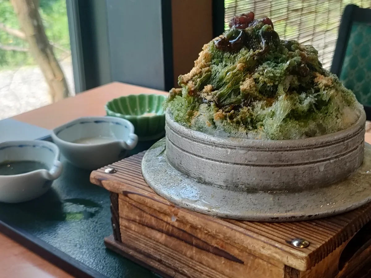 釜めし屋で「釜かき氷」？めだかも食べちゃうの？「城下町 釜飯 めだかの里」／五泉市