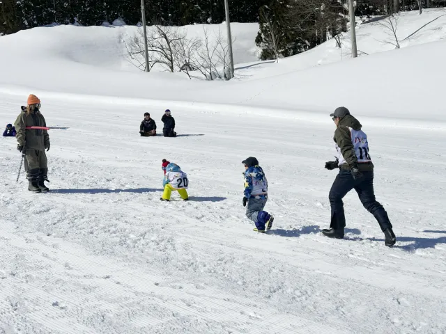 大人も本気で楽しむ！「家族対抗！雪上運動会」に参加してきました。／津南町