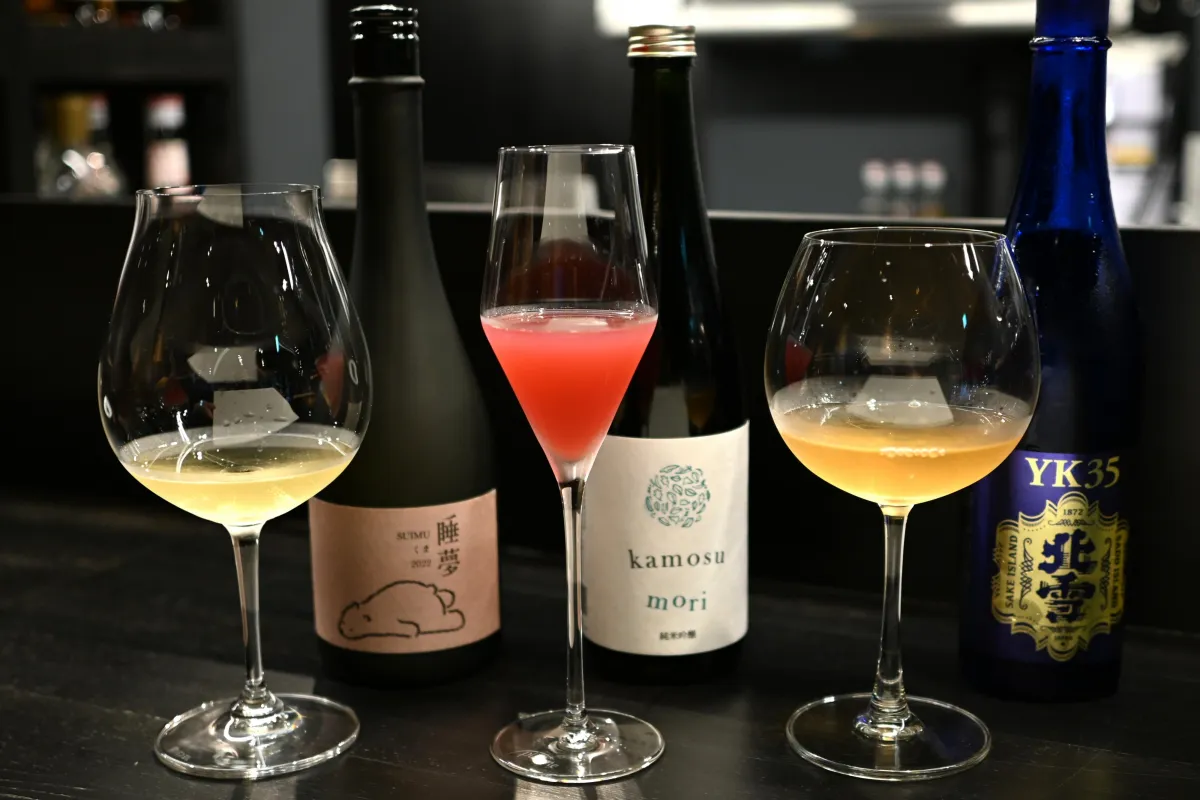 【NEW OPEN】30種の新潟地酒が飲み放題！　日本酒・温泉・サウナでととのう癒やしの宿「Ponshu Hotel睡夢」／十日町市