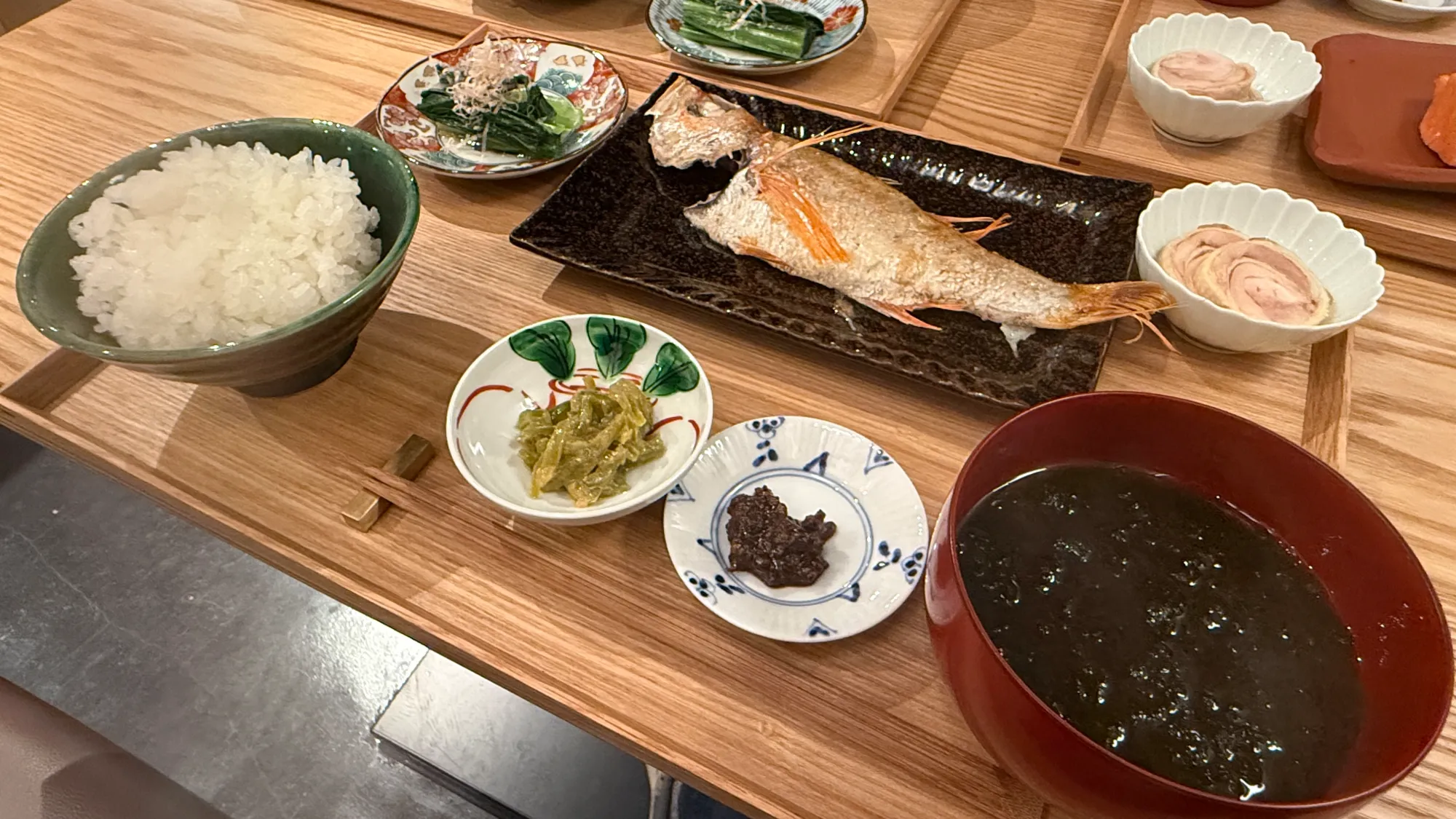 米どころ新潟で味わう釜炊きごはん。「越後たくぞう」で楽しむ、ちょっと贅沢な朝ごはん／新潟市