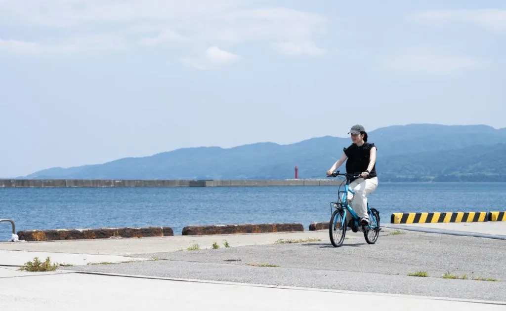 ペダルでめぐる佐渡島｜海・トキ・自然の自転車旅