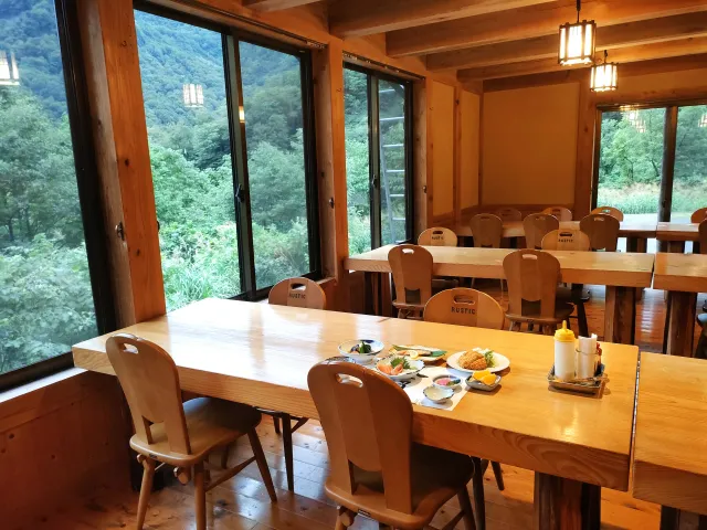 景色のいい食堂