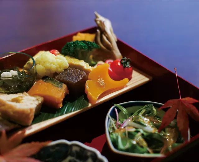 料亭 居食亭 東忠