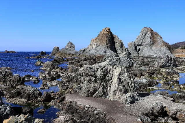 02. 夫婦岩
