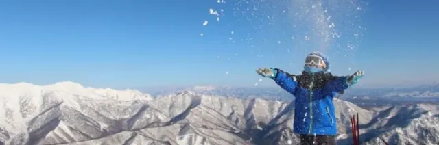 雪国「新潟」で雪遊び！この冬は雪と遊ぼう！！