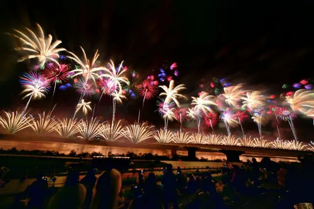 【長岡まつり特別企画】『長岡を楽しむバスツアー（全コースA会場(右岸)ベンチ席チケット付き）』販売します